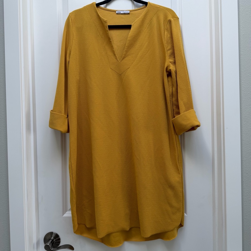 ZARA TEXTURED V NECK 3/4 CUFF SLEEVE SHIRT DRESS GOLDEN YELLOW MUSTARD MEDIUM